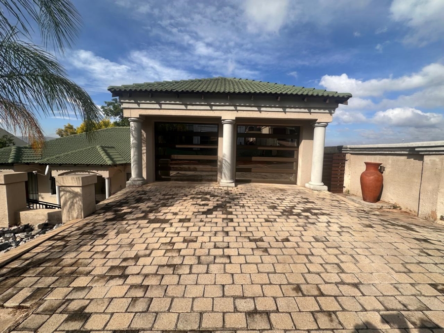3 Bedroom Property for Sale in Kosmos Ridge North West